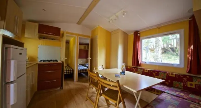 Location De Meremaki Kamp alanı Pianottoli-Caldarello (Corsica)